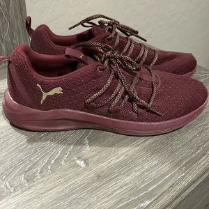 Puma soft foam shoes